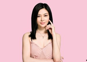 娱乐圈落魄女星,娱乐圈落魄女星的心酸逆袭之路